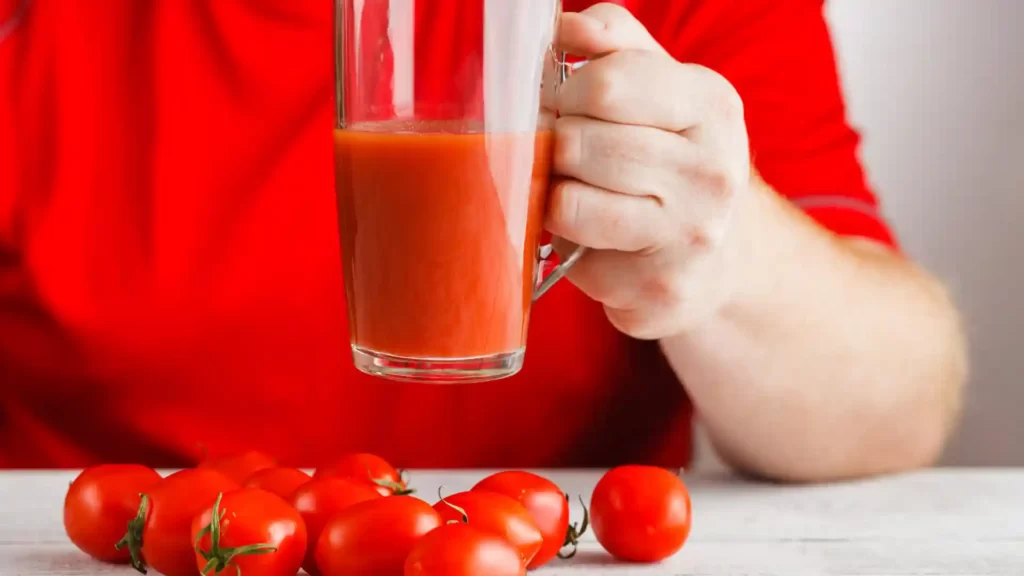 benefits of drinking tomato juice
