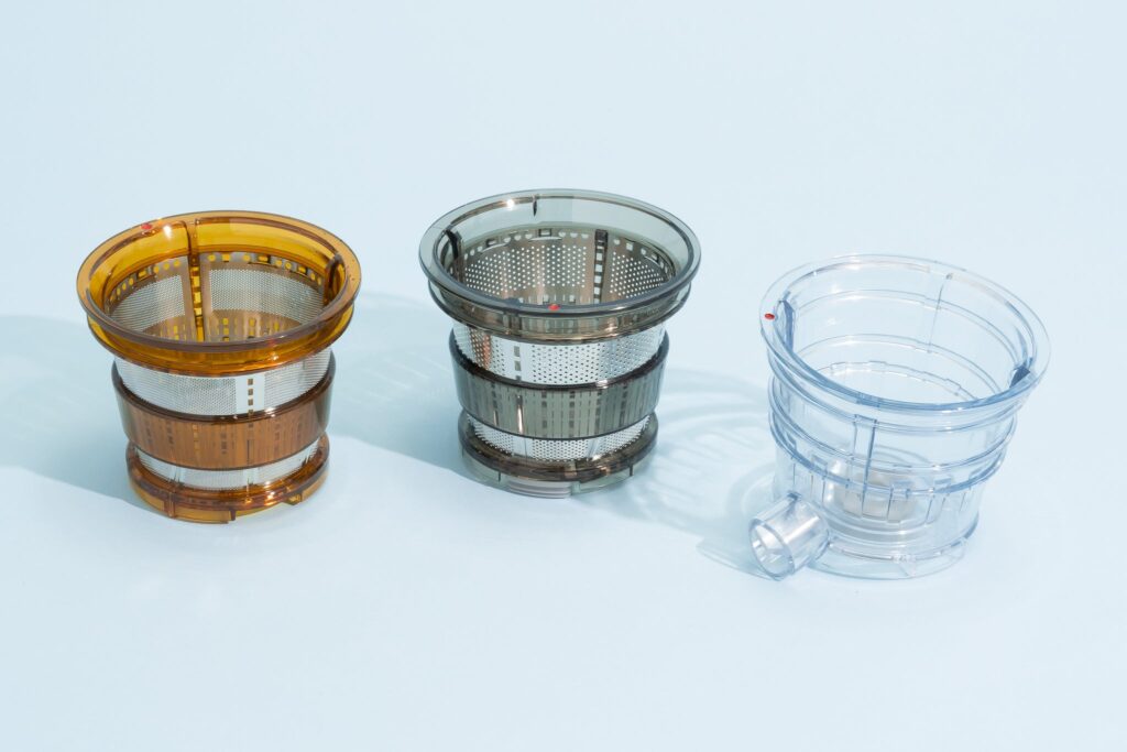 Battle of the Juicers Omega vs Kuvings