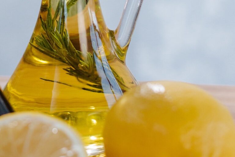 Can Olive Oil And Lemon Juice Aid in Weight Loss?
