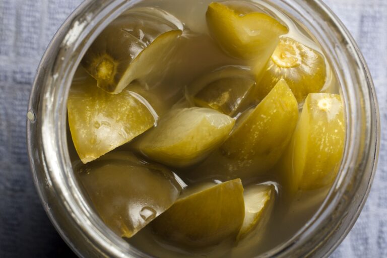 Does Pickle Juice Help With A Sore Throat?