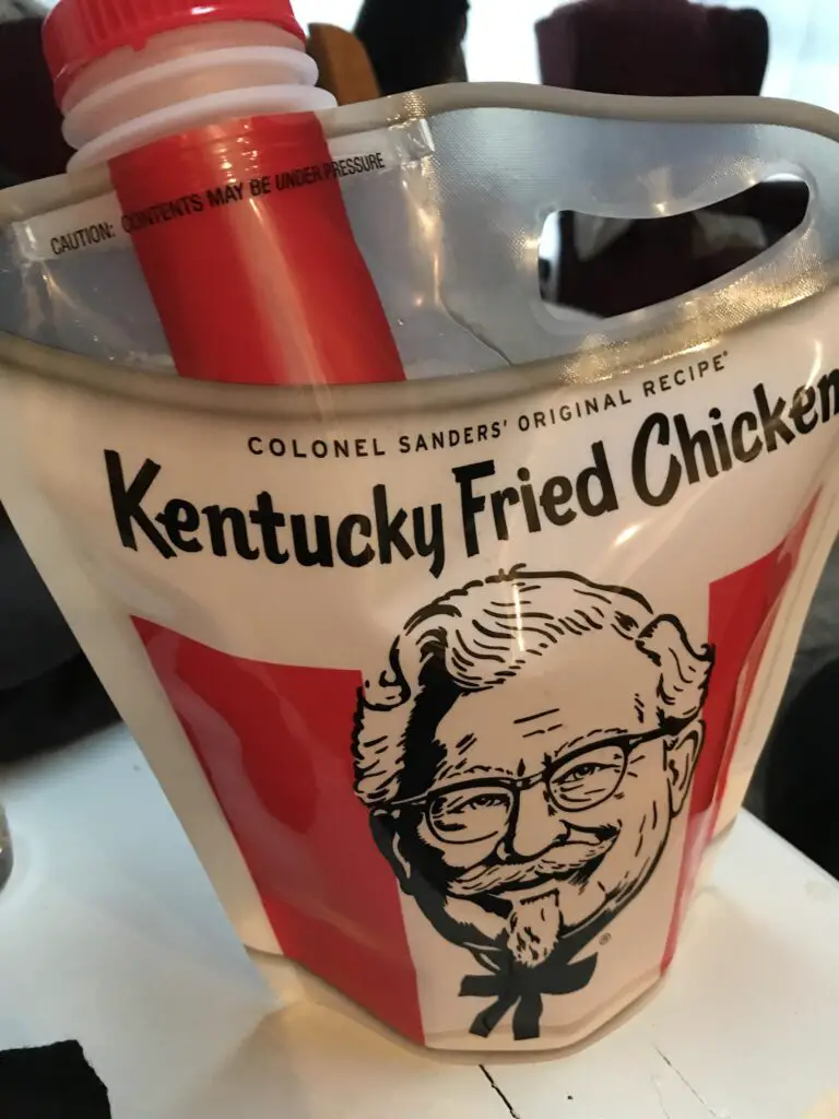 Does the Kfc Beverage Bucket Come With Ice?