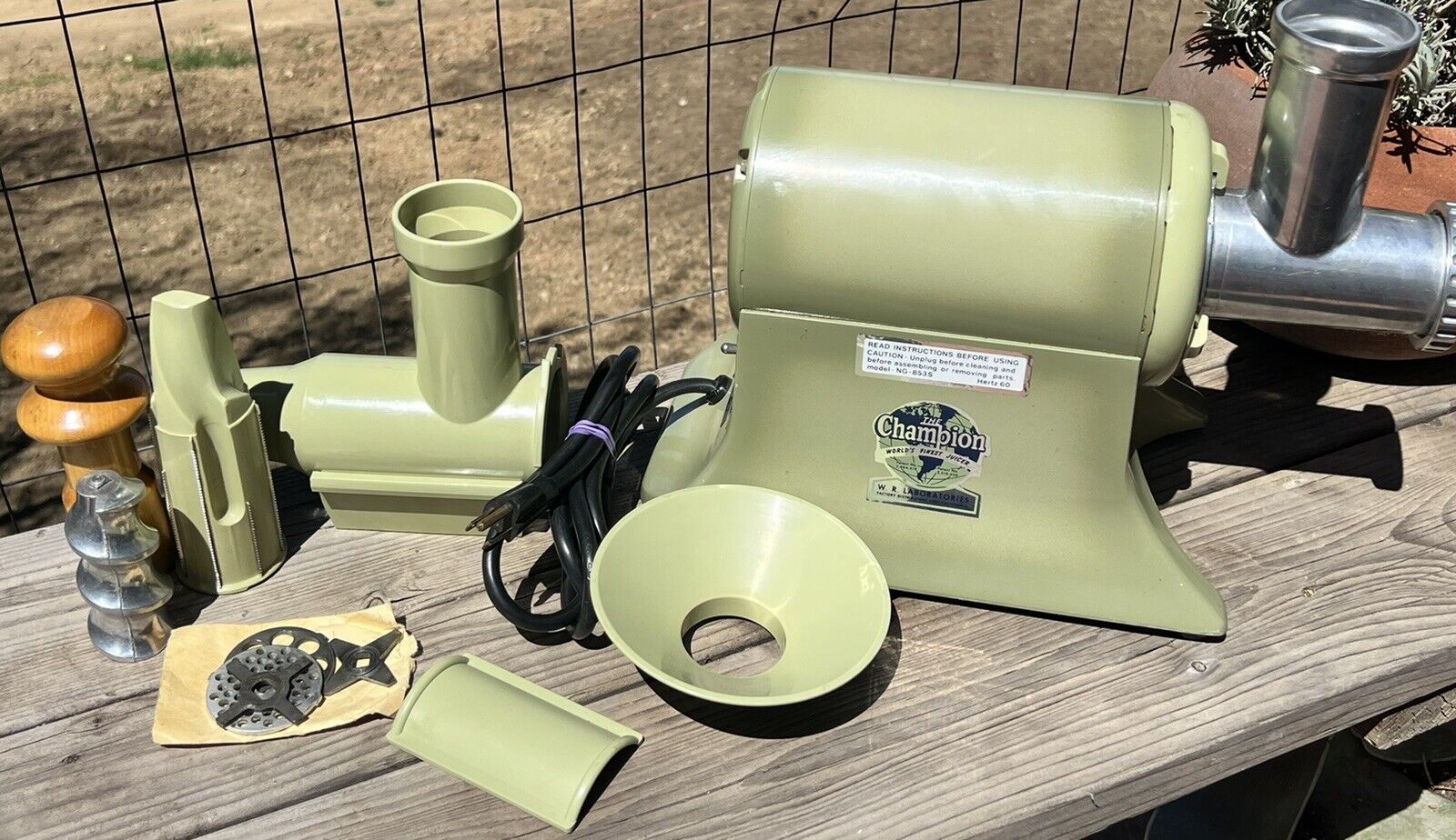 How To Clean Old Champion Juicer?